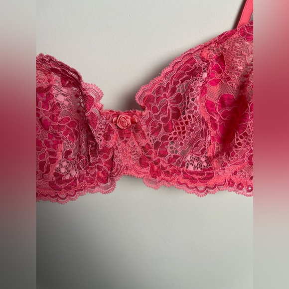 Victoria Secret Pink Lace Underwire Bra 34C - Picture 4 of 8